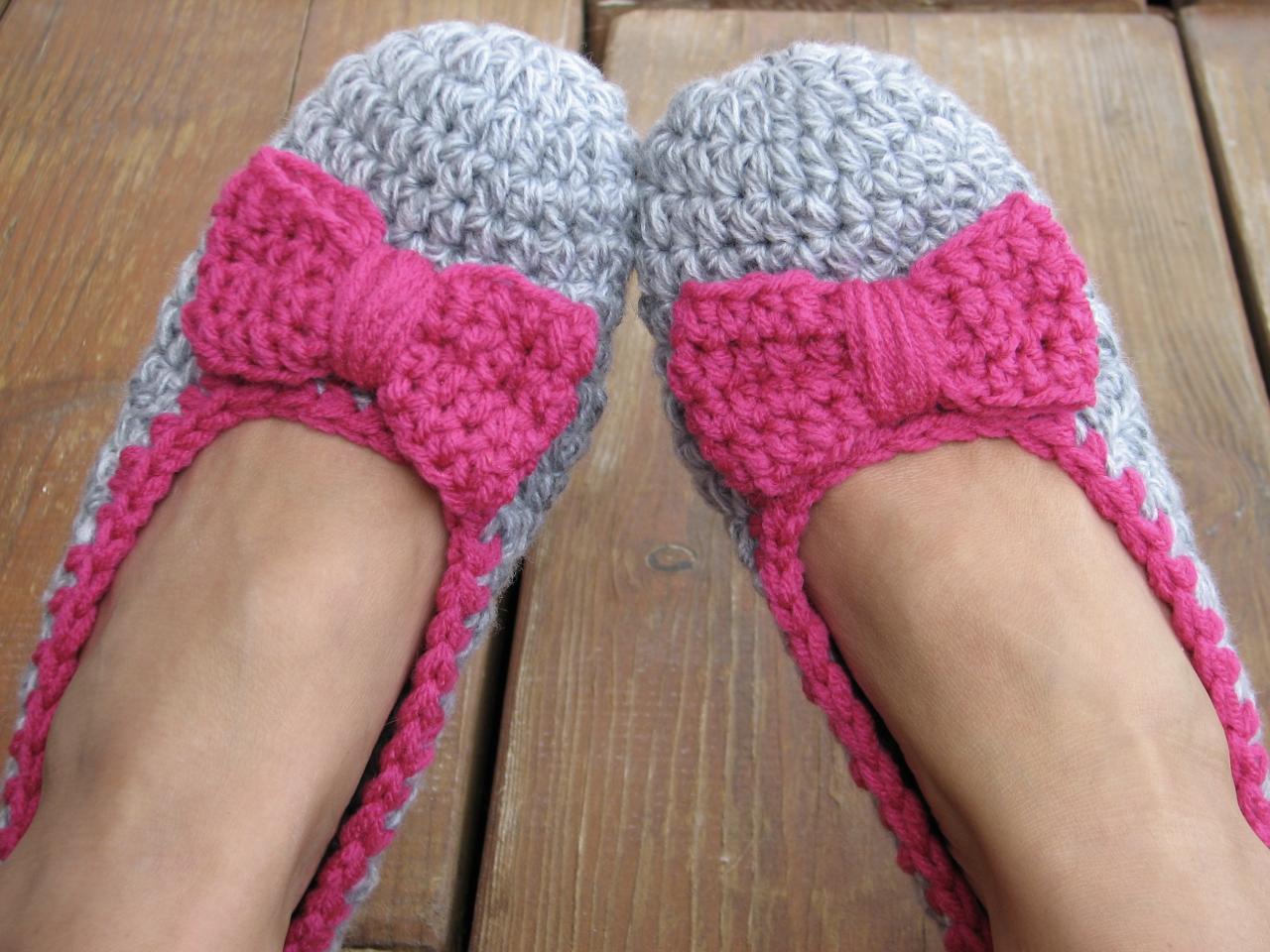 Crochet Women Slippers With Pink Bow, Accessories, Adult Crochet Slippers, Home Shoes, Crochet Women Slippers